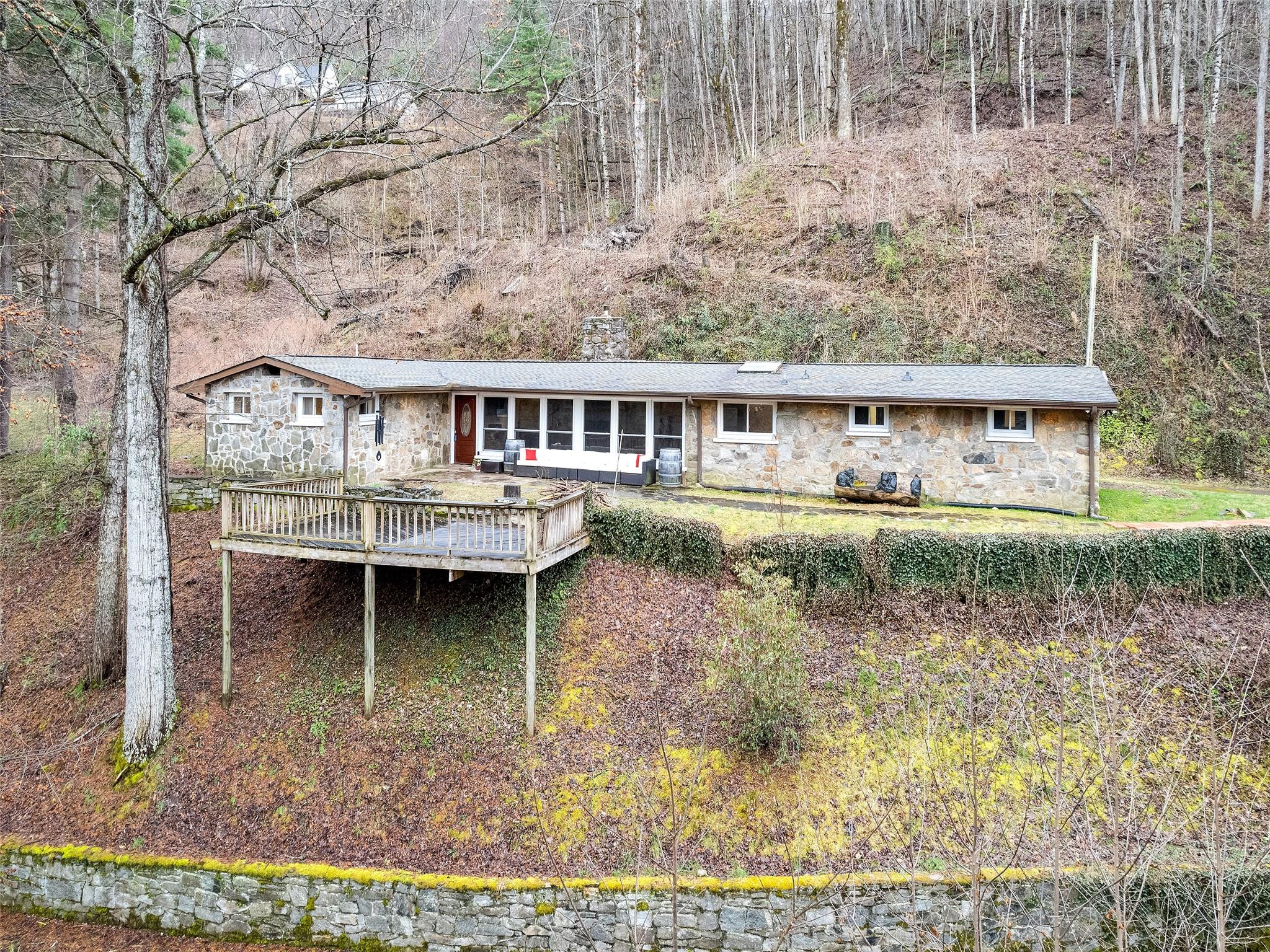159 Rockwood Road Waynesville, NC 28786 - Photo 1 of 25 Gallery Image 1
