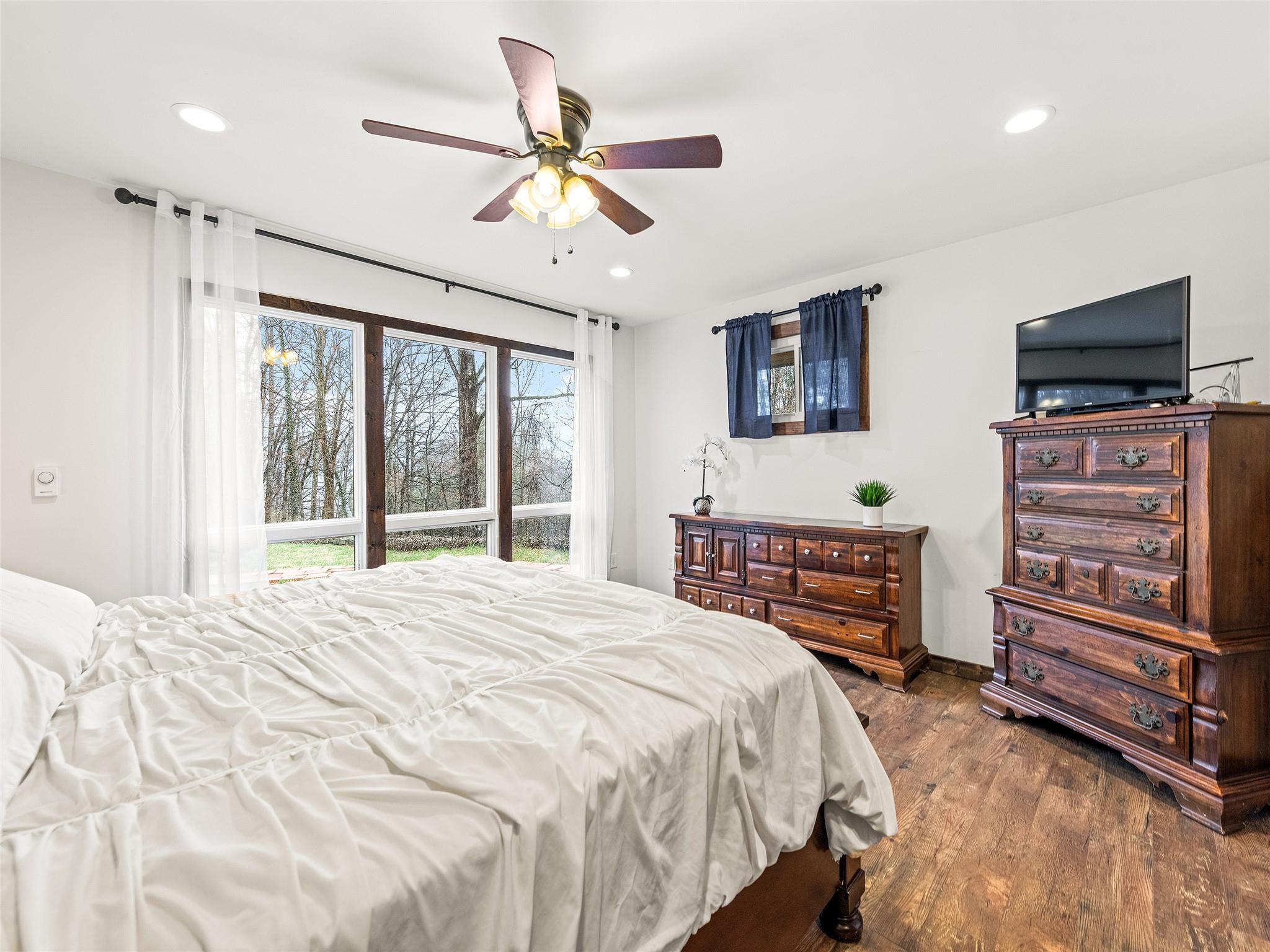 159 Rockwood Road Waynesville, NC 28786 - Photo 18 of 25 Gallery Image 18