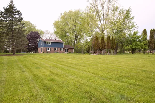 $4,500 | 10234 North La Cresta Drive, Mequon, WI 53092