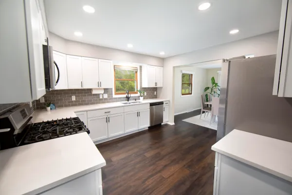 $4,500 | 10234 North La Cresta Drive, Mequon, WI 53092