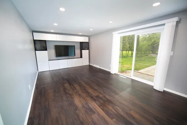 $4,500 | 10234 North La Cresta Drive, Mequon, WI 53092