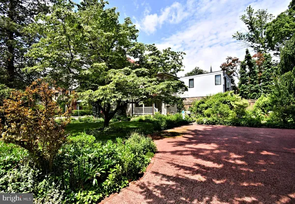 $3,200 | 53 North Church Street, Doylestown, PA 18901