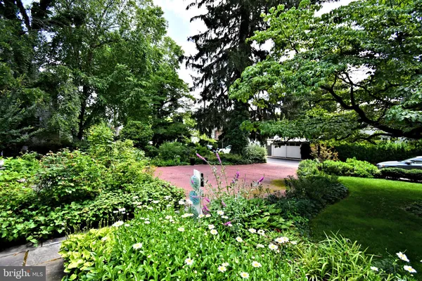 $3,200 | 53 North Church Street, Doylestown, PA 18901