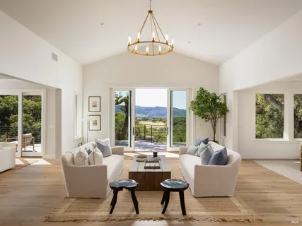 $3,750,000 | 9995 Courtney Drive, Kenwood, CA 95452