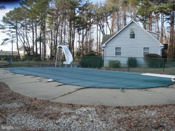 99 Annapolis View Road Stevensville, MD 21666 - Photo 21 of 29 Swimming Pool
