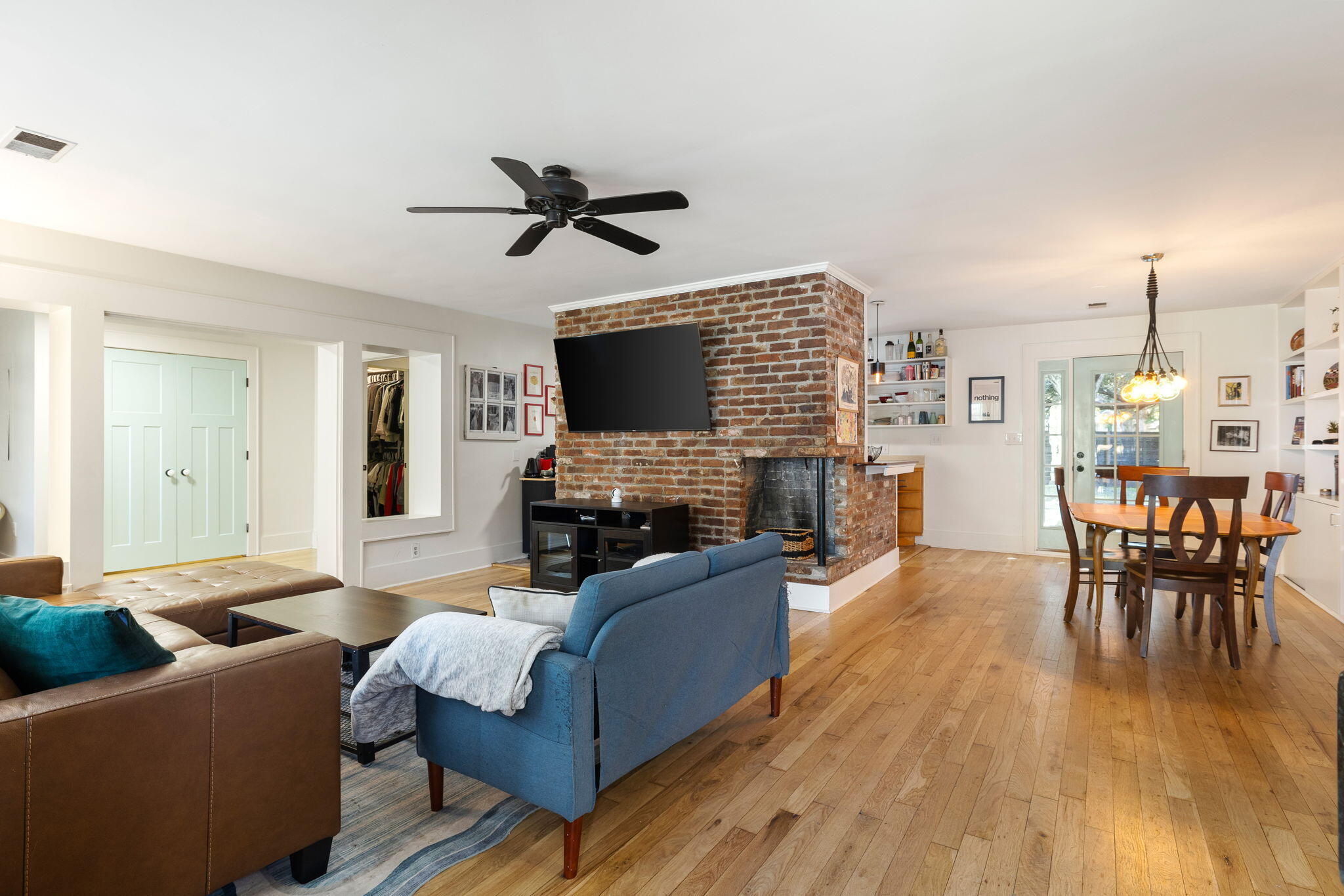 3-web-or-mls-003-12StratfordDr-Charlesto