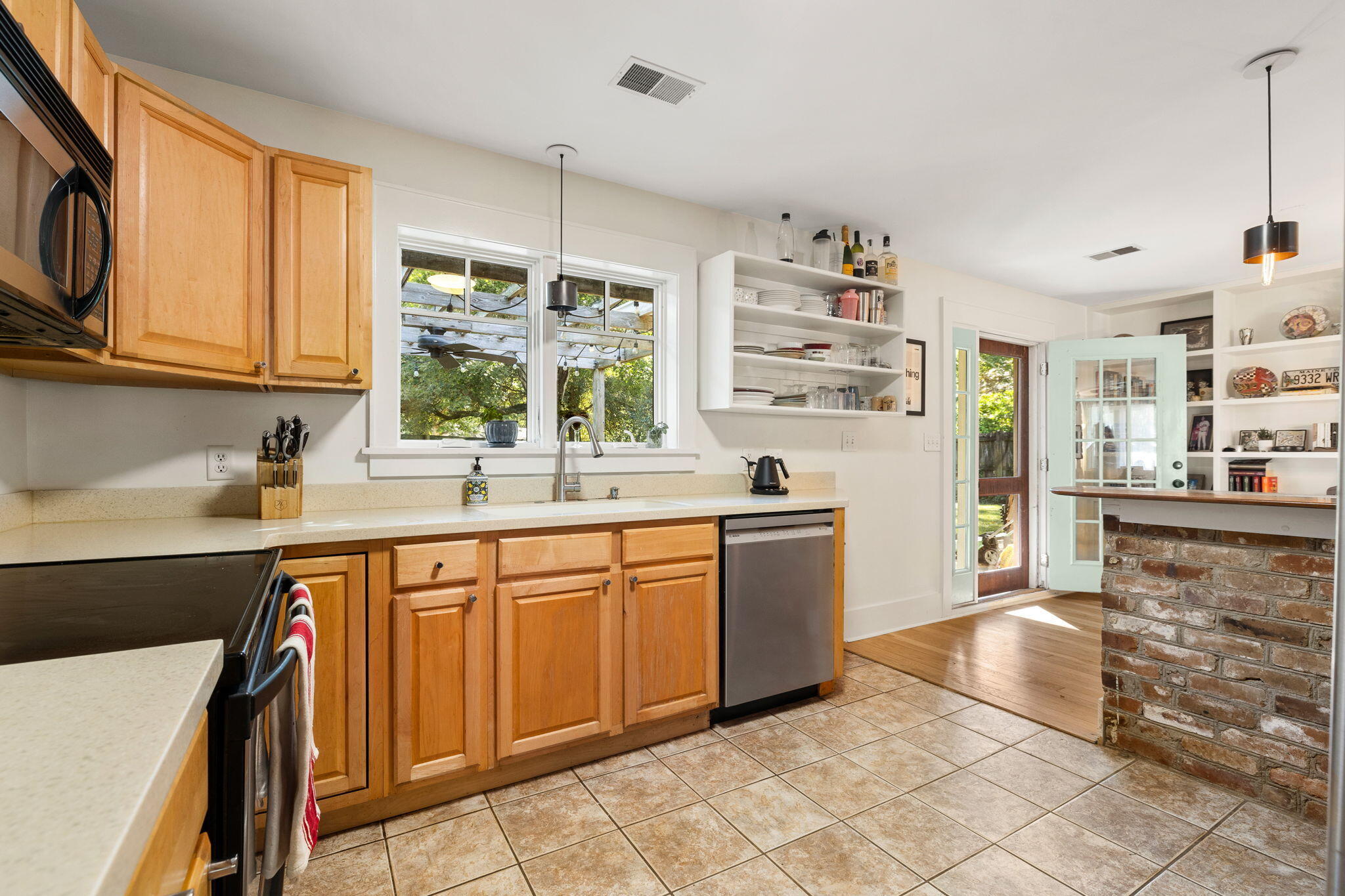 12 Stratford Road Charleston, SC 29407 - Photo 8 of 27 8-web-or-mls-008-12StratfordDr-Charlesto