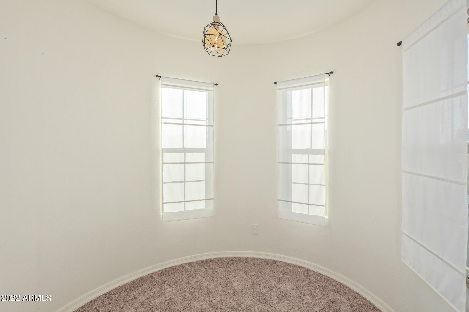 3442 West Hayduk Road Laveen, AZ 85339 - Photo 13 of 26 Primary Bedroom Sitting Area