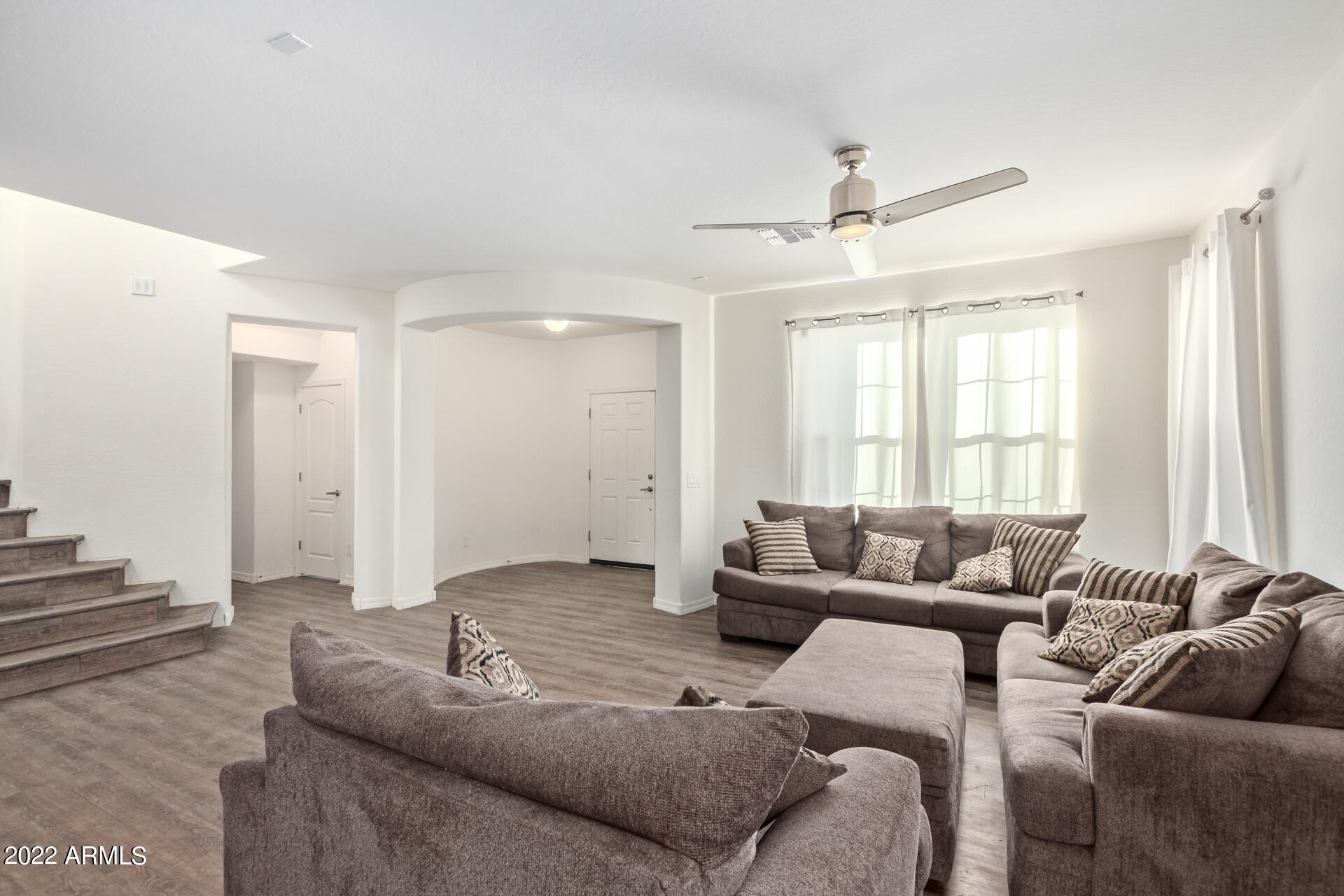 3442 West Hayduk Road Laveen, AZ 85339 - Photo 2 of 26 Living Room
