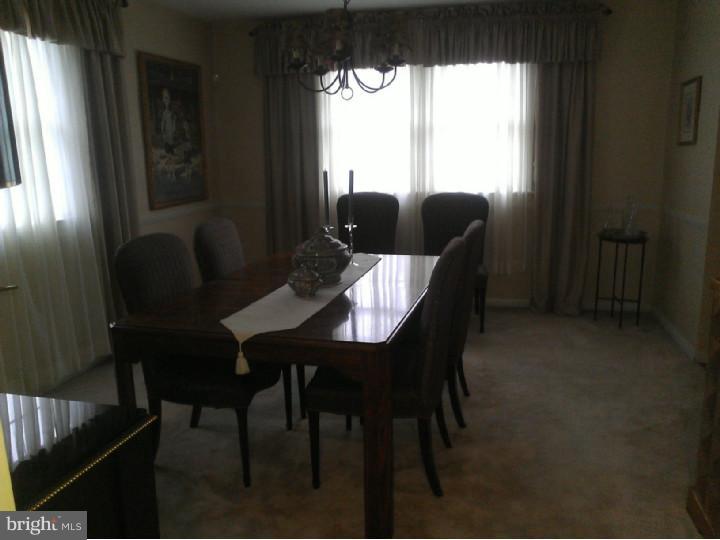 1216 Thomas Road Wayne, PA 19087 - Photo 4 of 22 Dining Room
