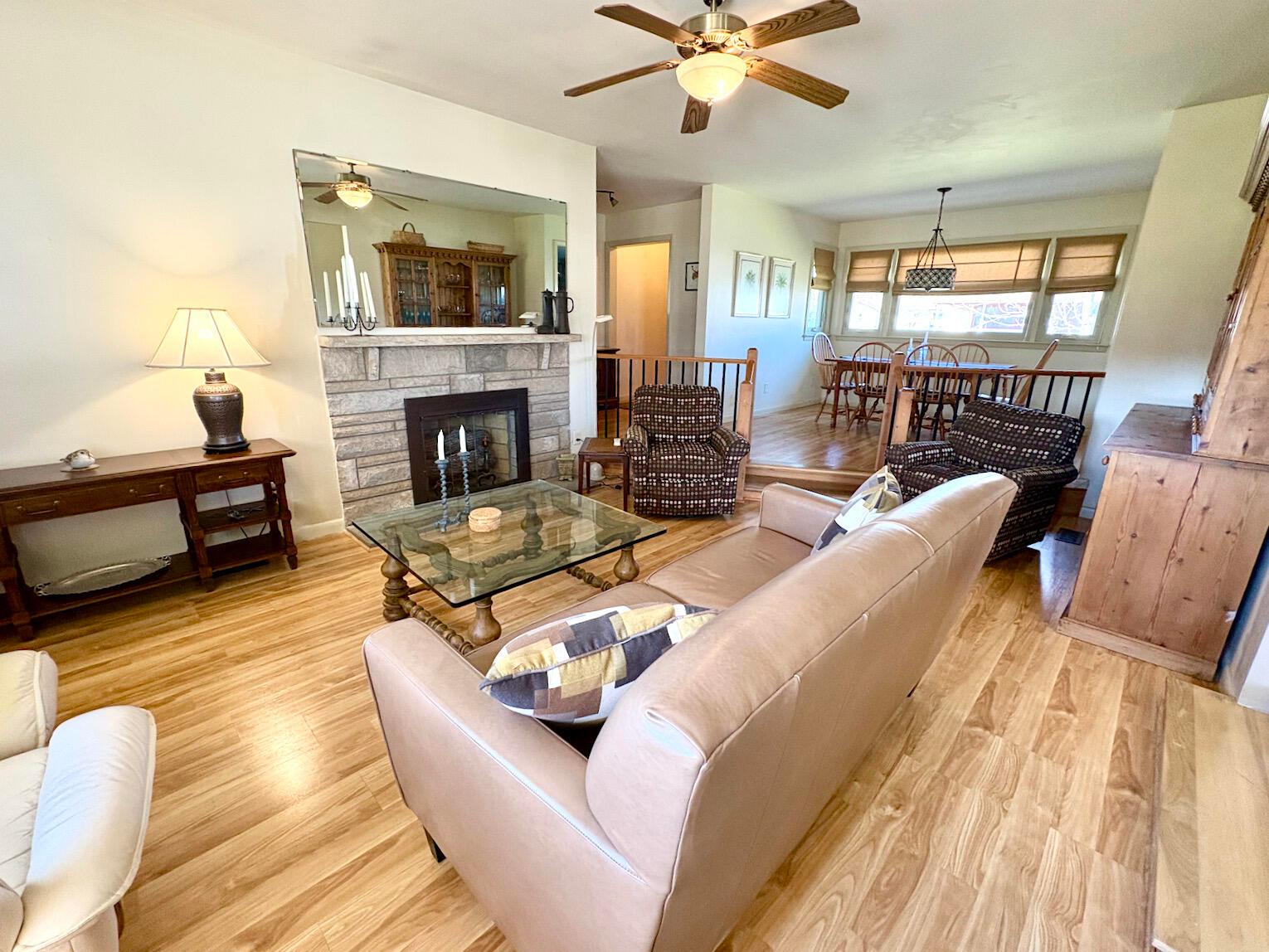 330 Midland Road Chillicothe, OH 45601 - Photo 10 of 38 Sunken living room