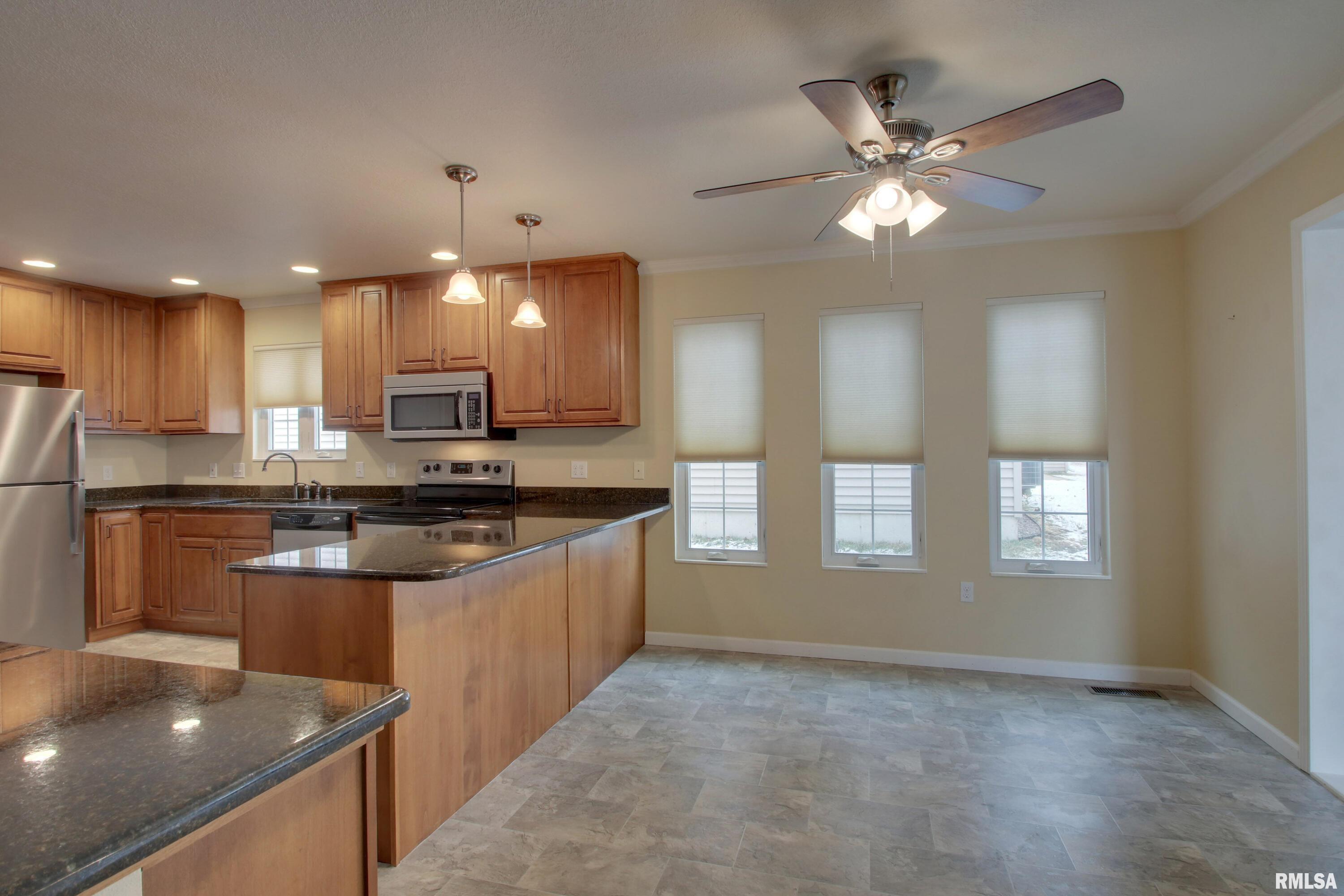 4813 Chestnut Street Quincy, IL 62305 - Photo 11 of 26