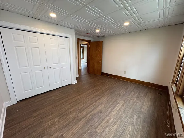 $2,300 | 117 Humboldt Parkway, Unit A, Buffalo, NY 14214