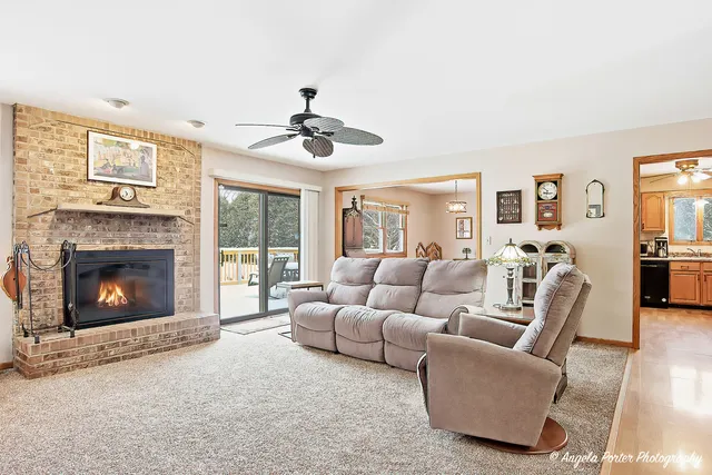 $330,000 | 8508 Nolan Street, Harvard, IL 60033