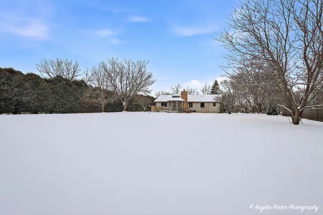 $330,000 | 8508 Nolan Street, Harvard, IL 60033