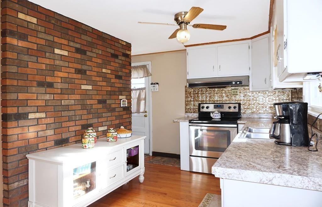17 Gary Road Springfield, MA 01119 - Photo 5 of 17