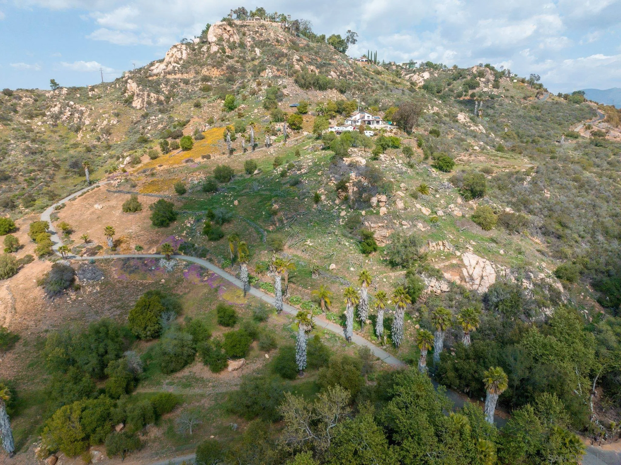 9202 Moon Ridge Road Fallbrook, CA 92028 - Photo 11 of 44 a view of a field