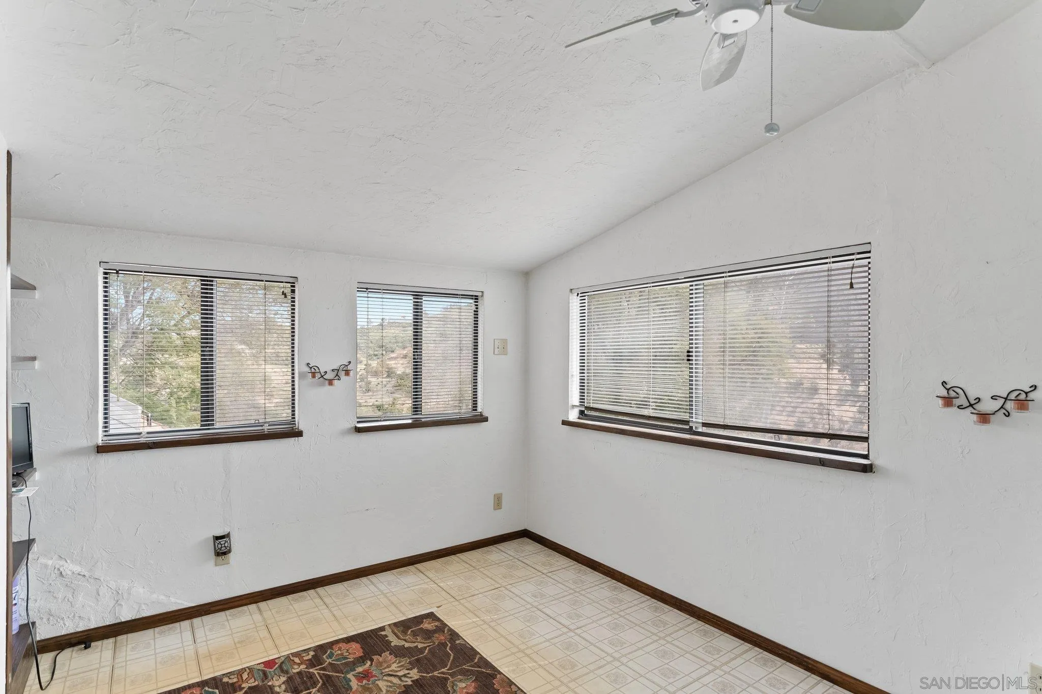 9202 Moon Ridge Road Fallbrook, CA 92028 - Photo 24 of 44 a view of empty room with window