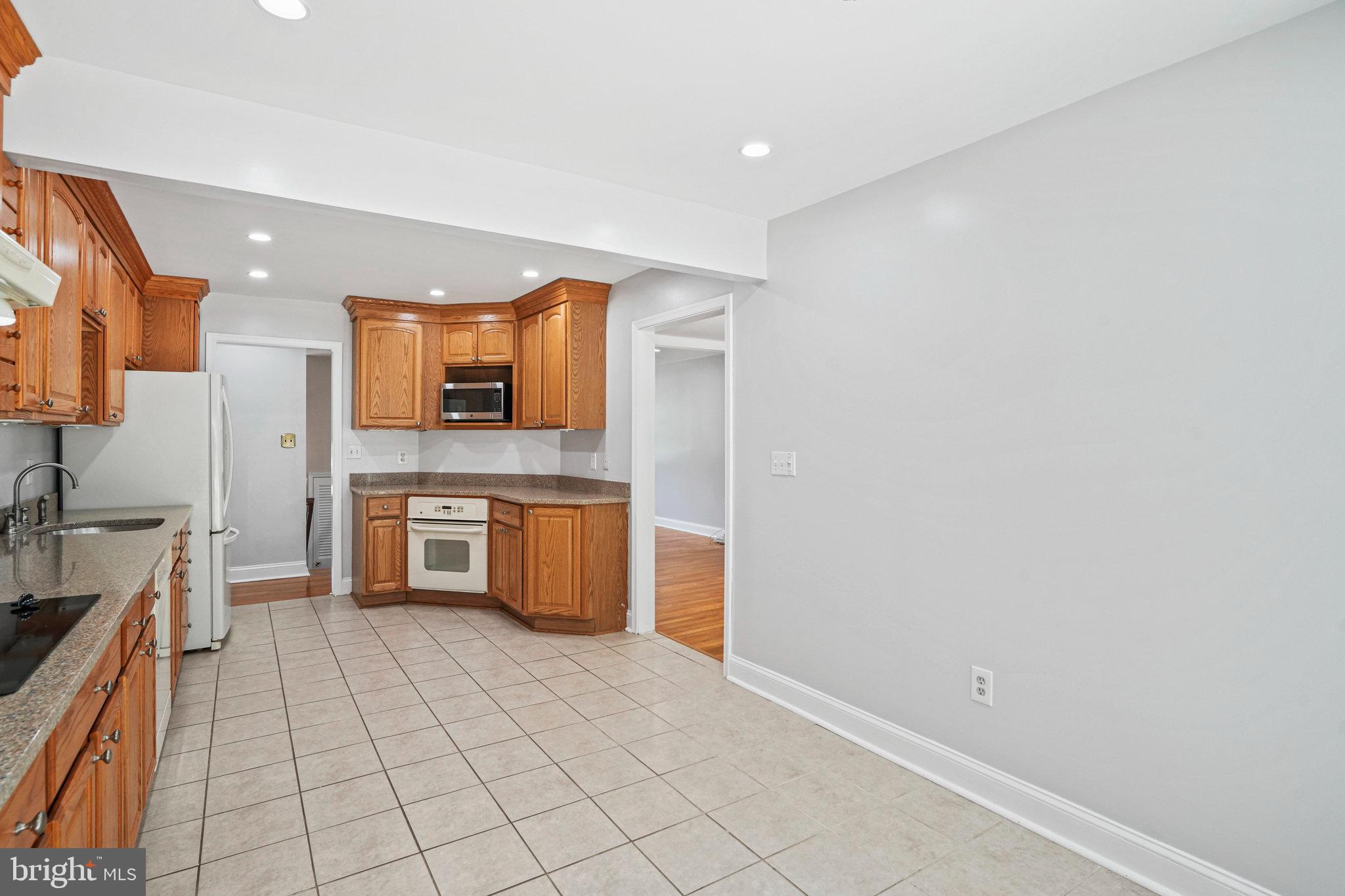 6116 Goodman Road Laurel, MD 20707 - Photo 15 of 42 Large Space for Kitchenette