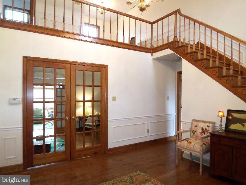1602 Pious Ridge Road Berkeley Springs, WV 25411 - Photo 3 of 30 Foyer