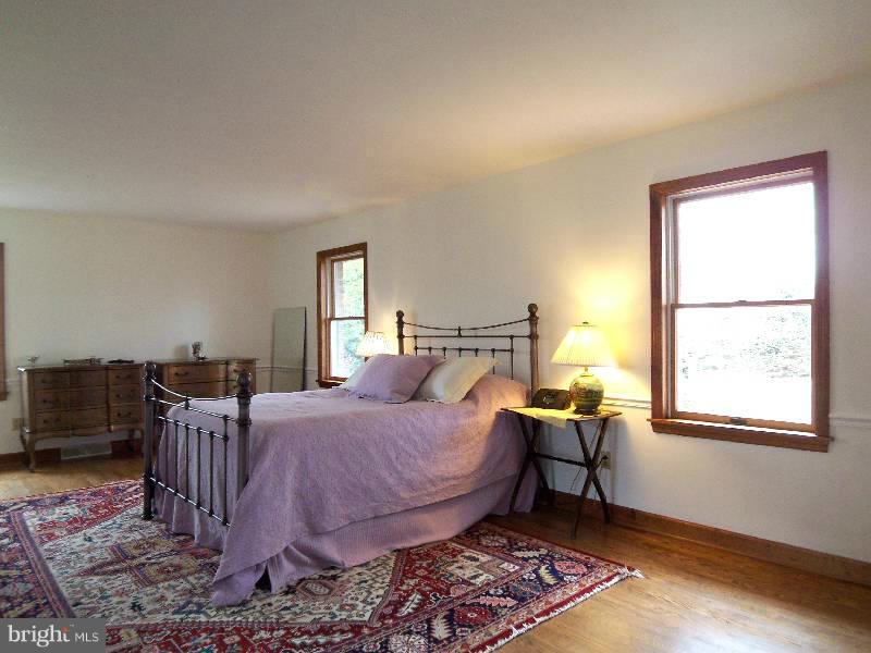 1602 Pious Ridge Road Berkeley Springs, WV 25411 - Photo 23 of 30 Bedroom (Master)