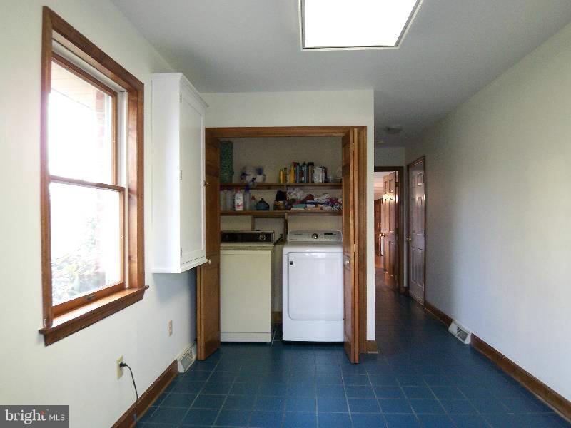 1602 Pious Ridge Road Berkeley Springs, WV 25411 - Photo 30 of 30 Mud Room