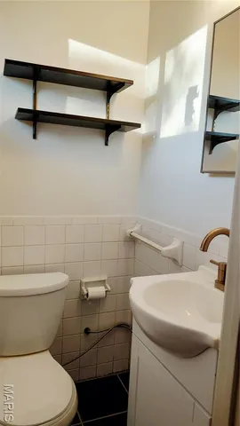 $2,100 | 40 Frontier Trail, Fenton, MO 63026