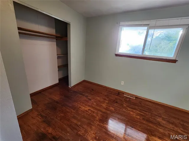 $2,100 | 40 Frontier Trail, Fenton, MO 63026