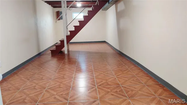 $2,100 | 40 Frontier Trail, Fenton, MO 63026