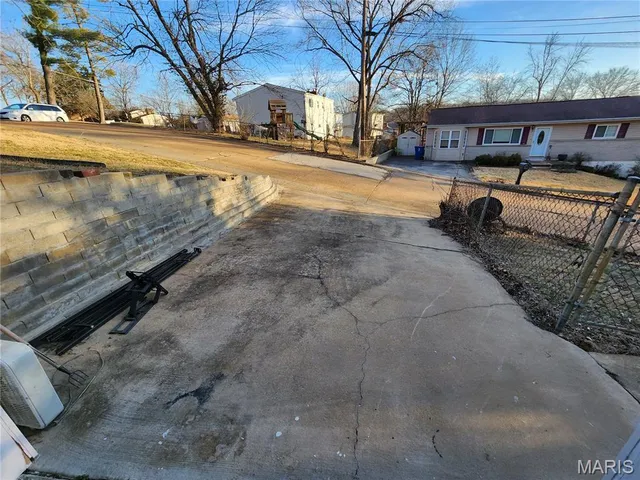 $2,100 | 40 Frontier Trail, Fenton, MO 63026