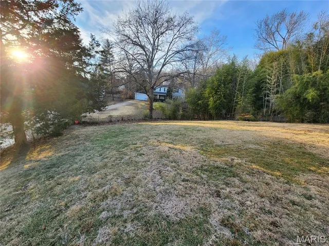 $2,100 | 40 Frontier Trail, Fenton, MO 63026