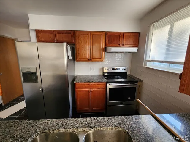 $2,100 | 40 Frontier Trail, Fenton, MO 63026