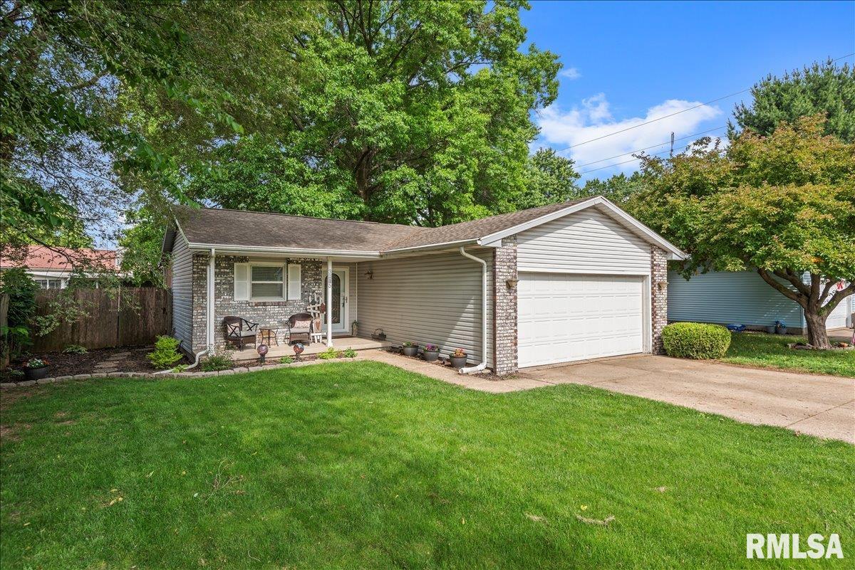 3215 Angelo Street Springfield, IL 62707 - Photo 2 of 29