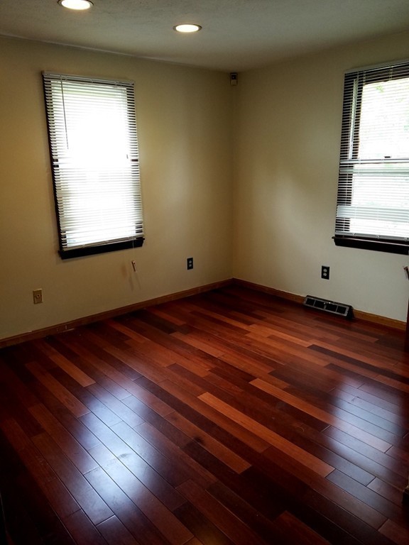 314 Chestnut Street Randolph, MA 02368 - Photo 14 of 24 Gallery Image 14