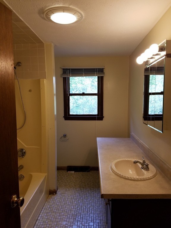 314 Chestnut Street Randolph, MA 02368 - Photo 15 of 24 Gallery Image 15