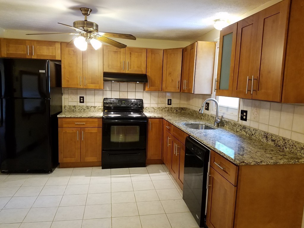 314 Chestnut Street Randolph, MA 02368 - Photo 6 of 24 Gallery Image 6