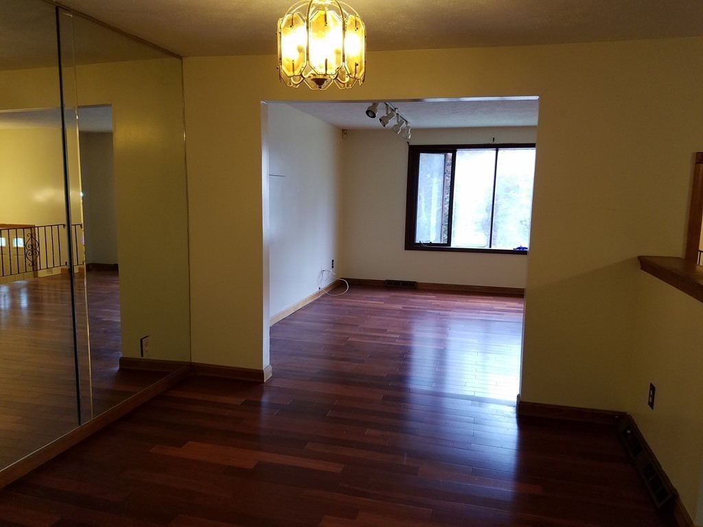 314 Chestnut Street Randolph, MA 02368 - Photo 7 of 24 Gallery Image 7