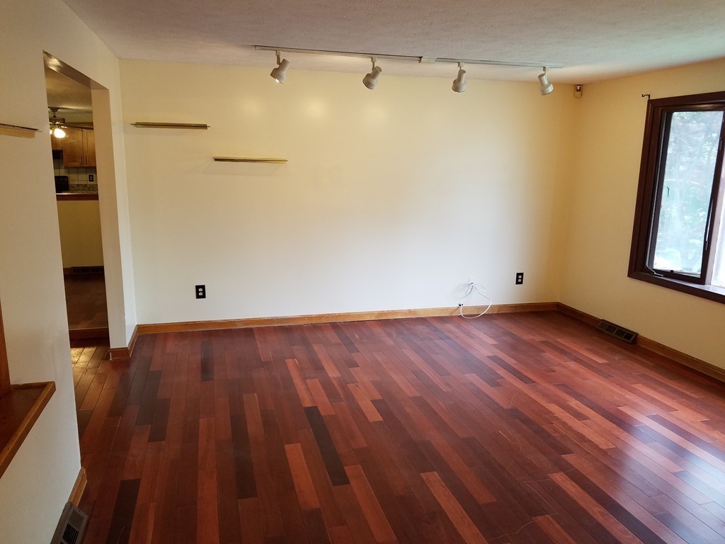 314 Chestnut Street Randolph, MA 02368 - Photo 8 of 24 Gallery Image 8