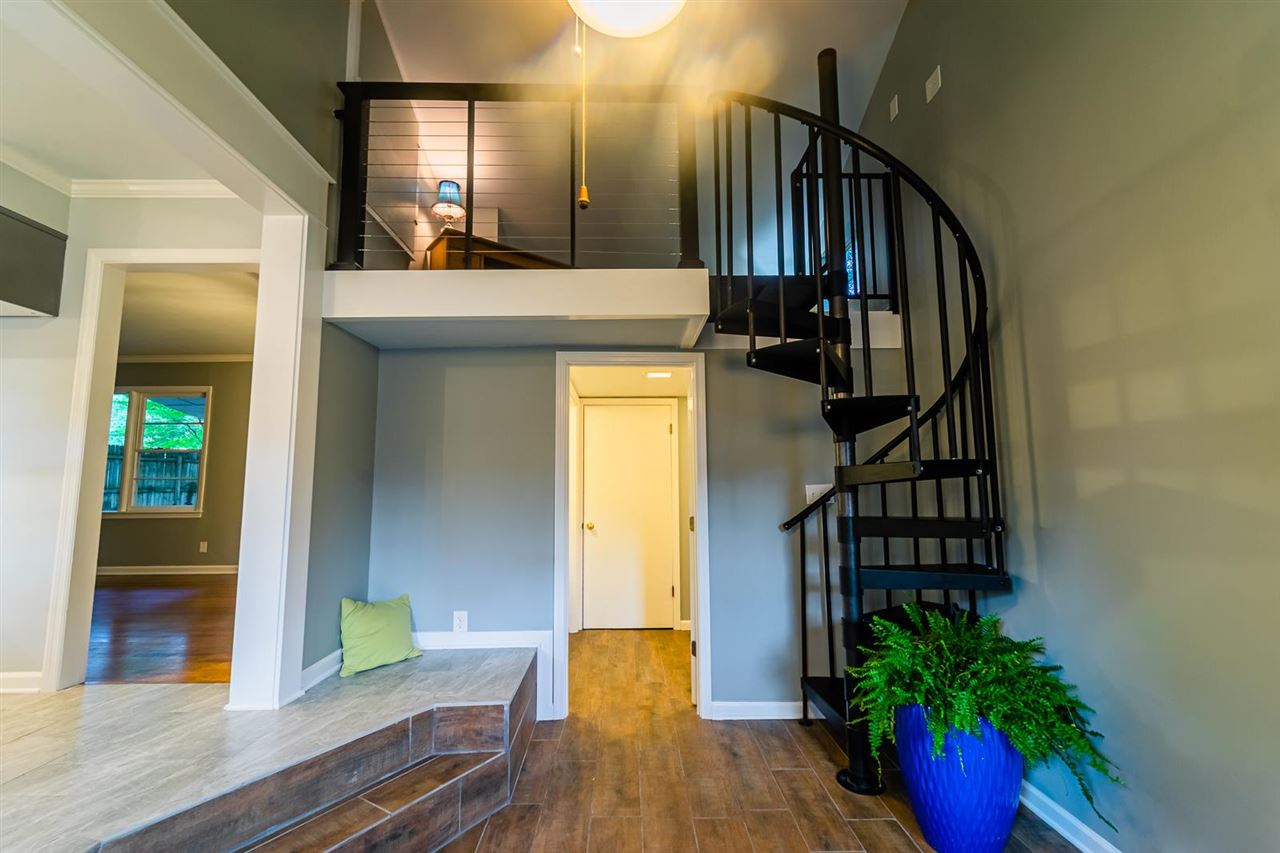 1570 Ivy Road Memphis, TN 38117 - Photo 9 of 25