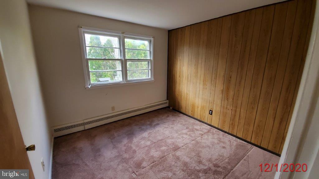 504 Bridgeboro Street Riverside, NJ 08075 - Photo 4 of 12
