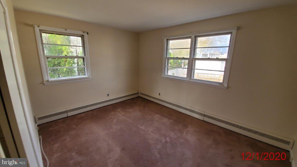 504 Bridgeboro Street Riverside, NJ 08075 - Photo 5 of 12
