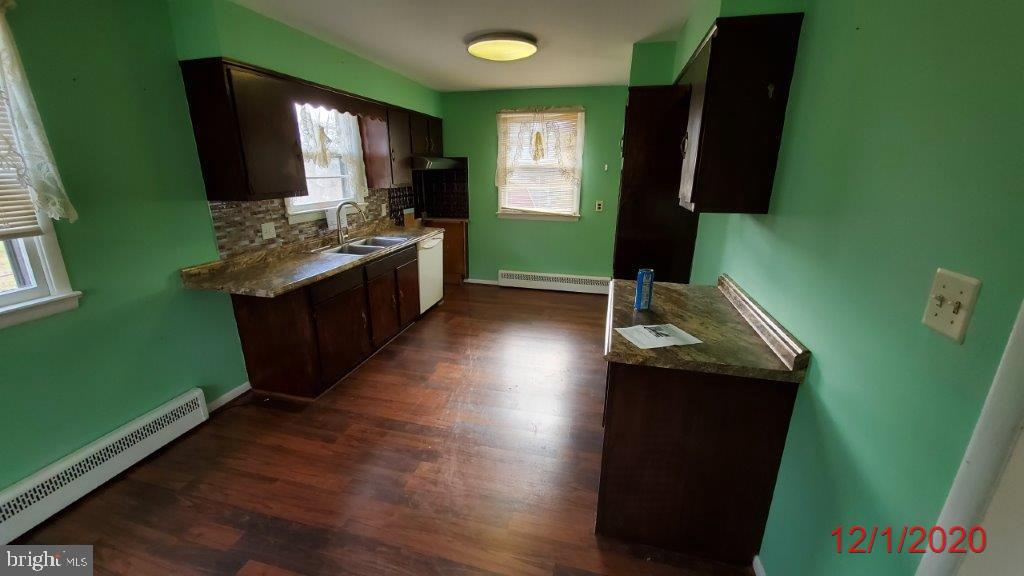 504 Bridgeboro Street Riverside, NJ 08075 - Photo 7 of 12