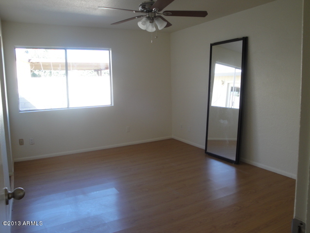 4234 East Apollo Road Phoenix, AZ 85042 - Photo 19 of 33 MBR