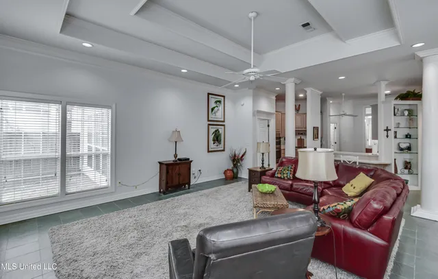 $370,000 | 221 Bayview Drive, Madison, MS 39110