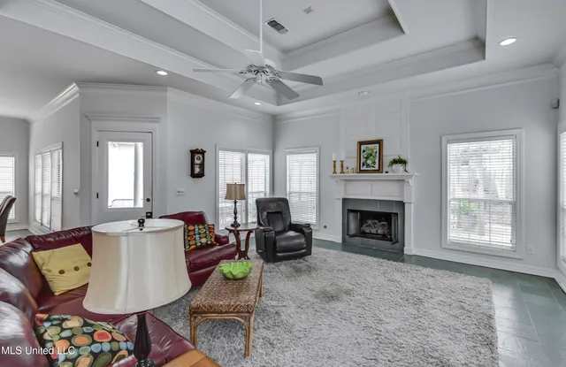 $370,000 | 221 Bayview Drive, Madison, MS 39110