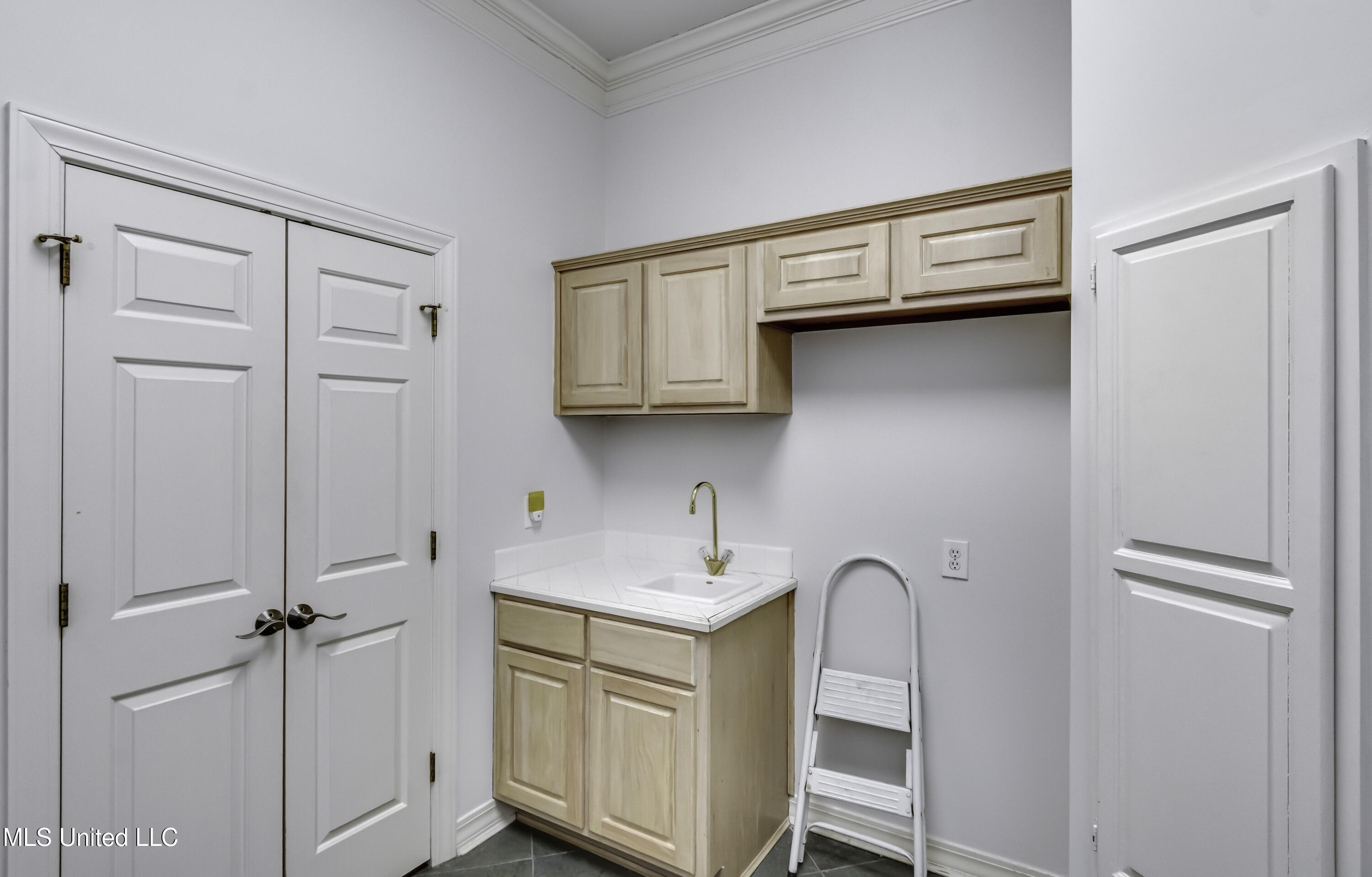 221 Bayview Drive Madison, MS 39110 - Photo 23 of 61 221 Bayview--48