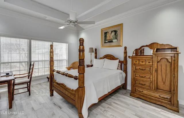 $370,000 | 221 Bayview Drive, Madison, MS 39110