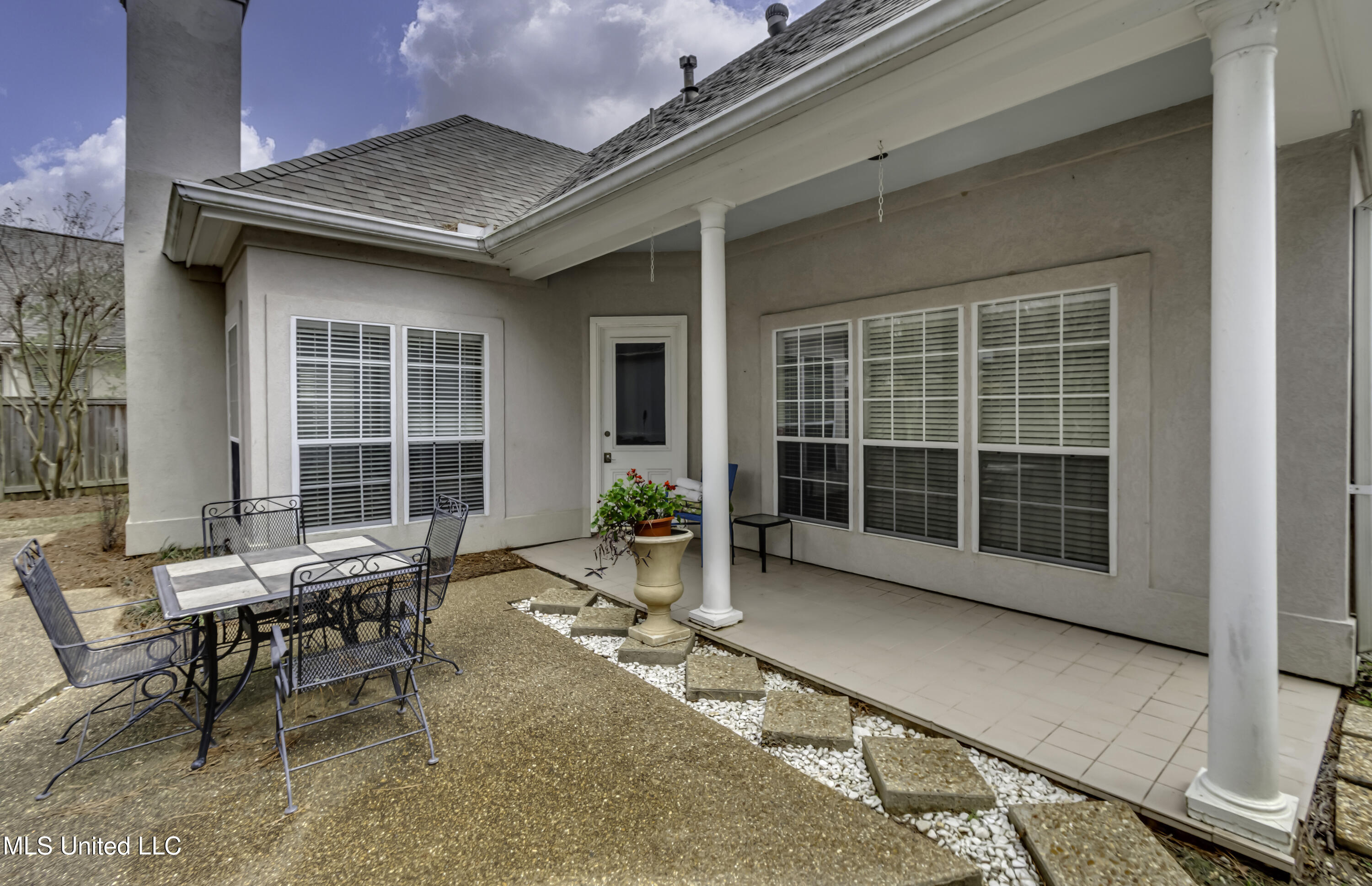 221 Bayview Drive Madison, MS 39110 - Photo 37 of 61 221 Bayview--11