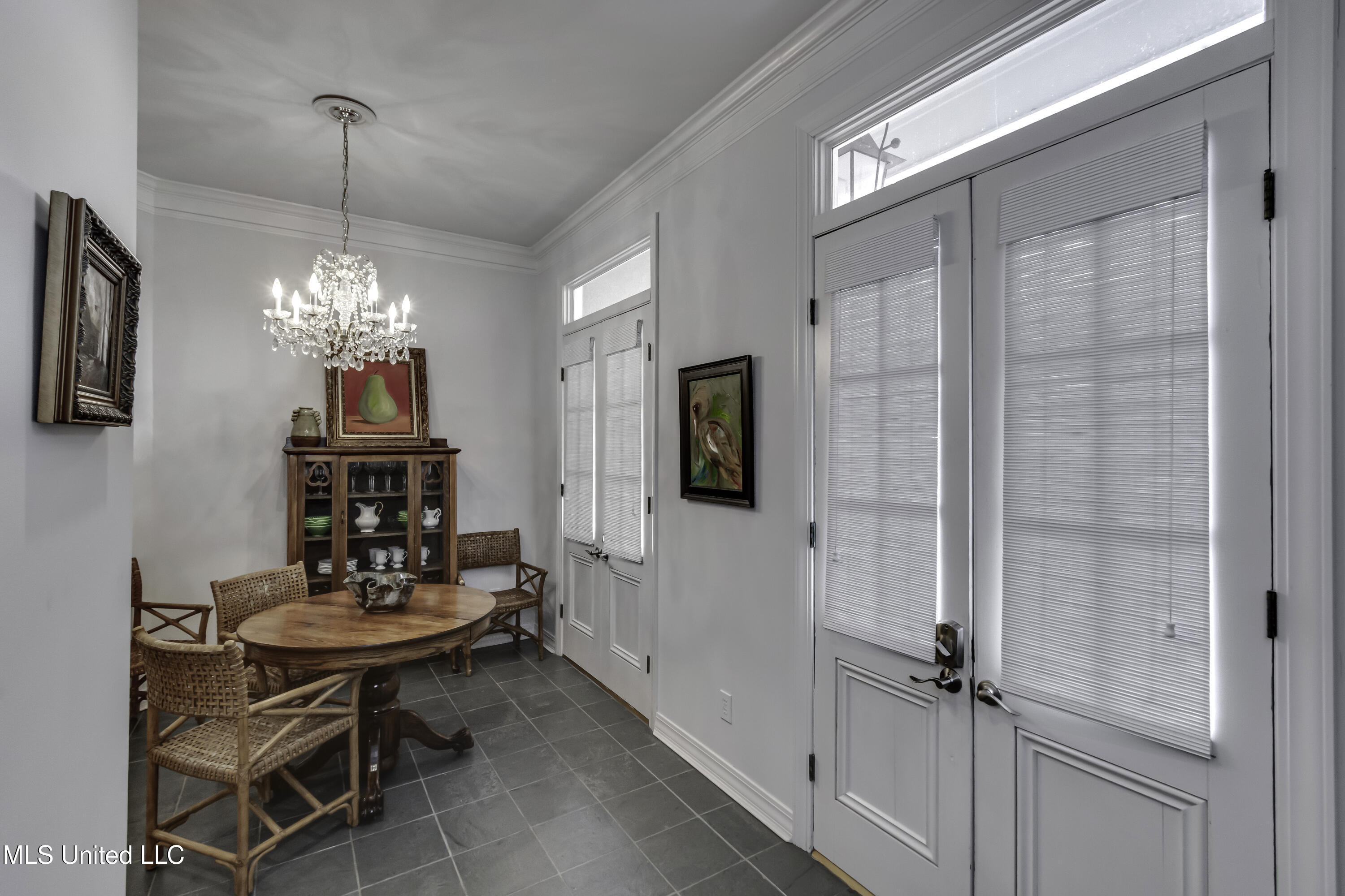 221 Bayview Drive Madison, MS 39110 - Photo 6 of 61 221 Bayview--31