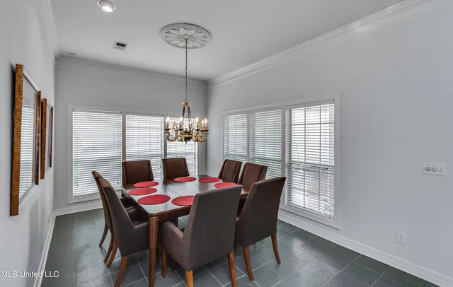 $370,000 | 221 Bayview Drive, Madison, MS 39110